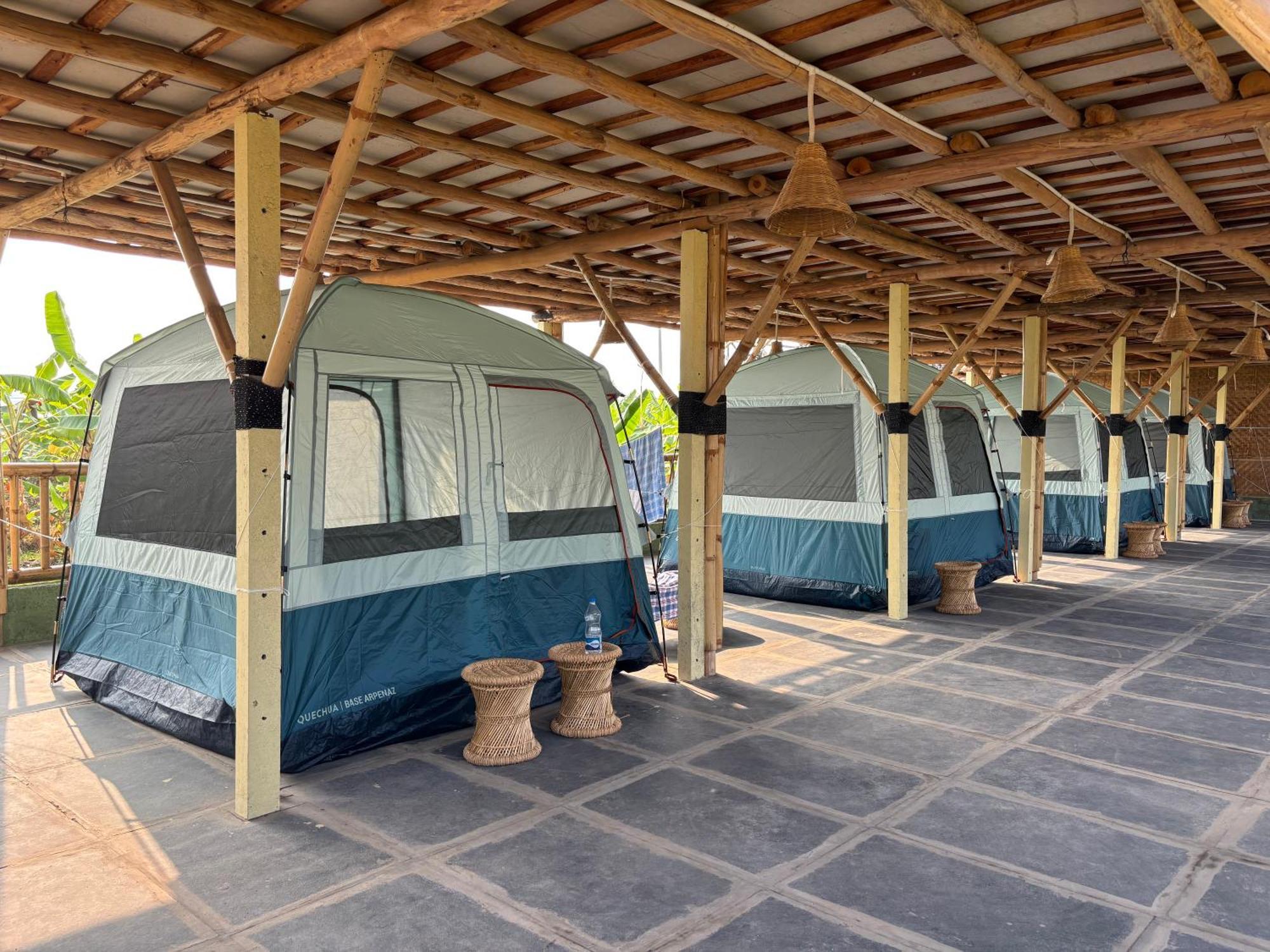 Mowgli'S Cafe Hampi & Guest House מראה חיצוני תמונה
