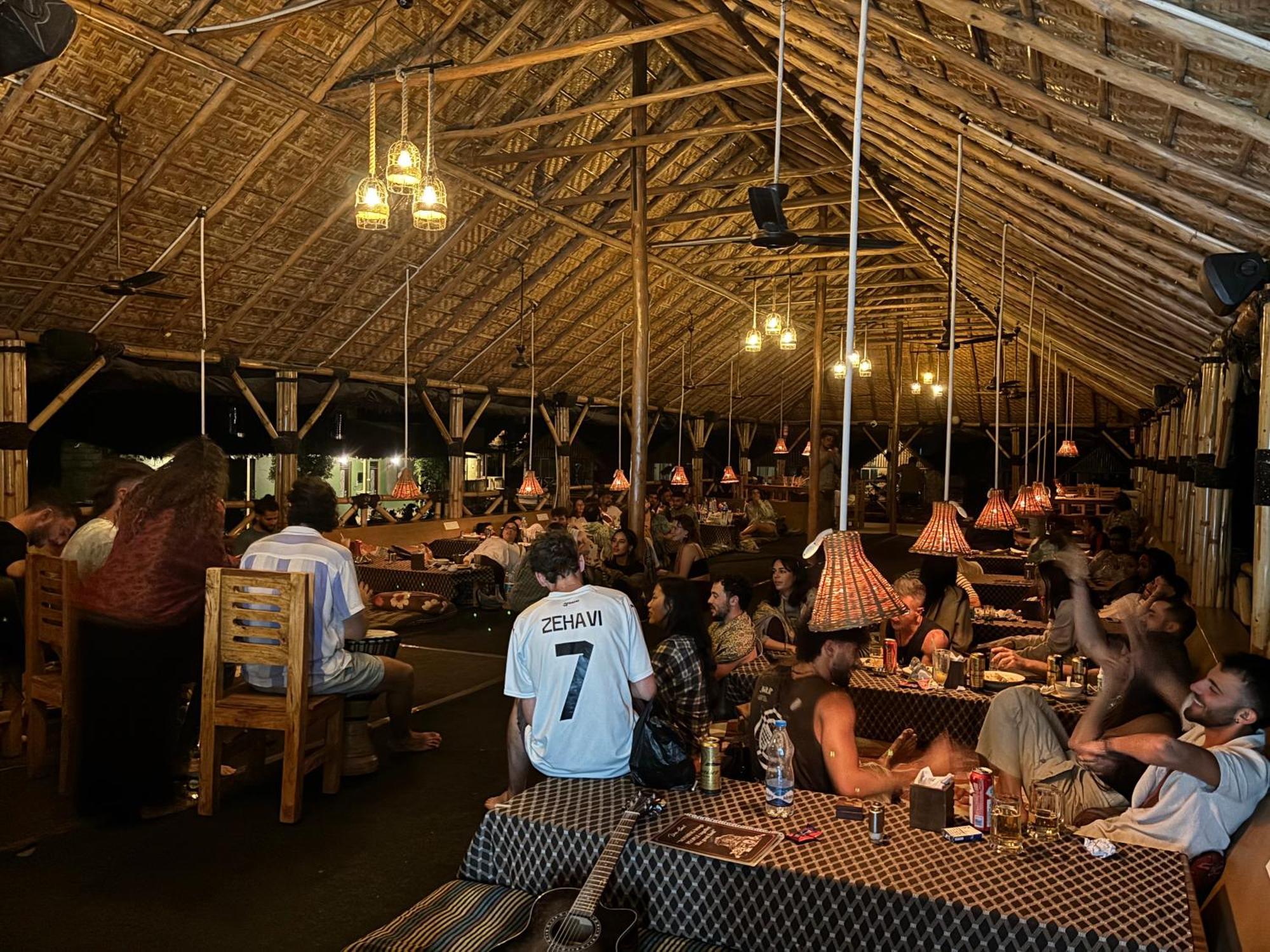 Mowgli'S Cafe Hampi & Guest House מראה חיצוני תמונה